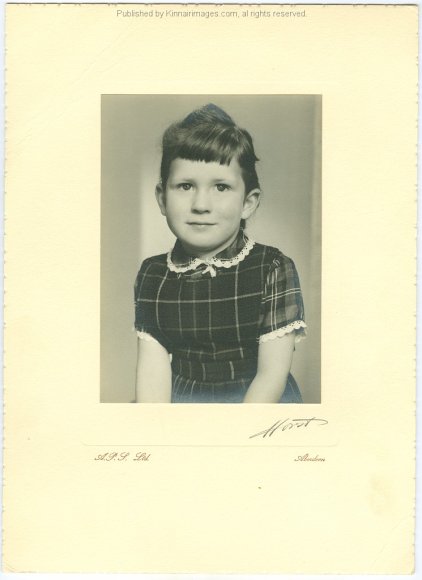 Lorraine_West_001A