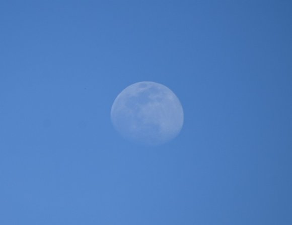 2023-04-02_Moon_JAK_1866